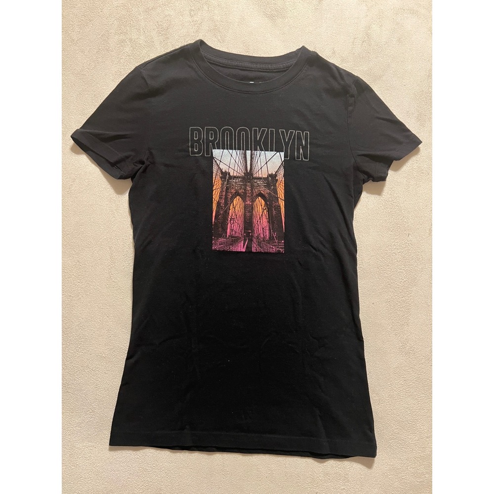 Free State Girls Brooklyn Bridge Graphic T-Shirt Black Size S Short Sleeve Tee